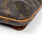 Louis Vuitton Musette Salsa Short Shoulder Bag Monogram Brown — view 3