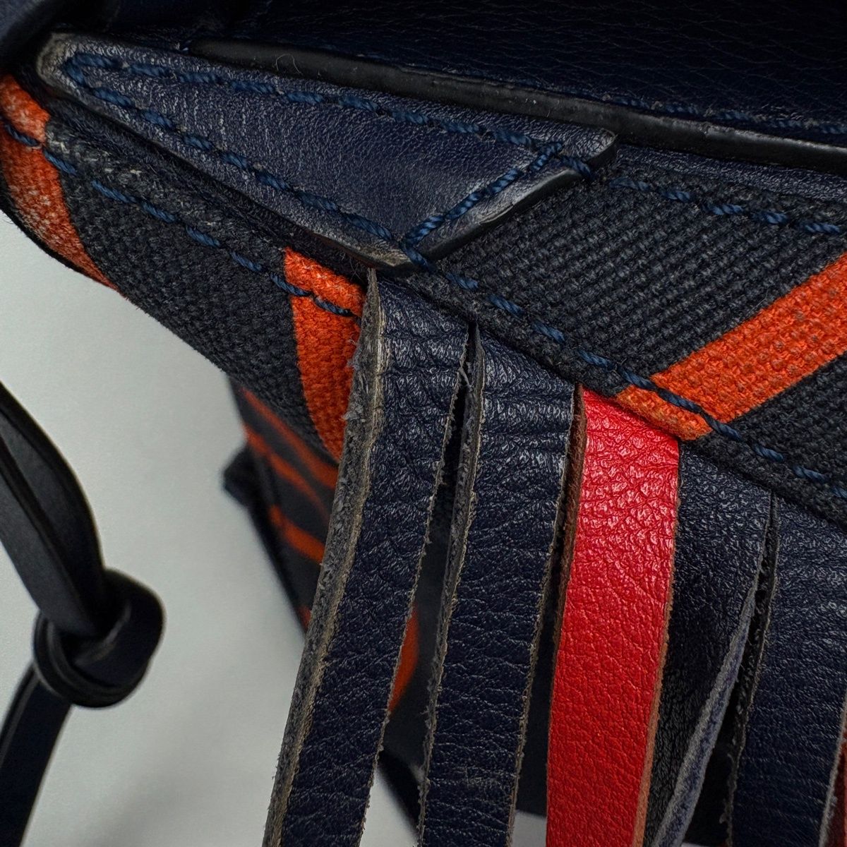 Loewe Puzzle Bag Handbag Leather Navy Red — view 4