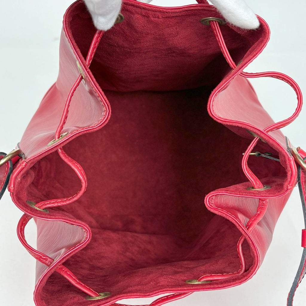 Louis Vuitton Noe Shoulder Drawstring Bag Epi Castilian Red — view 7