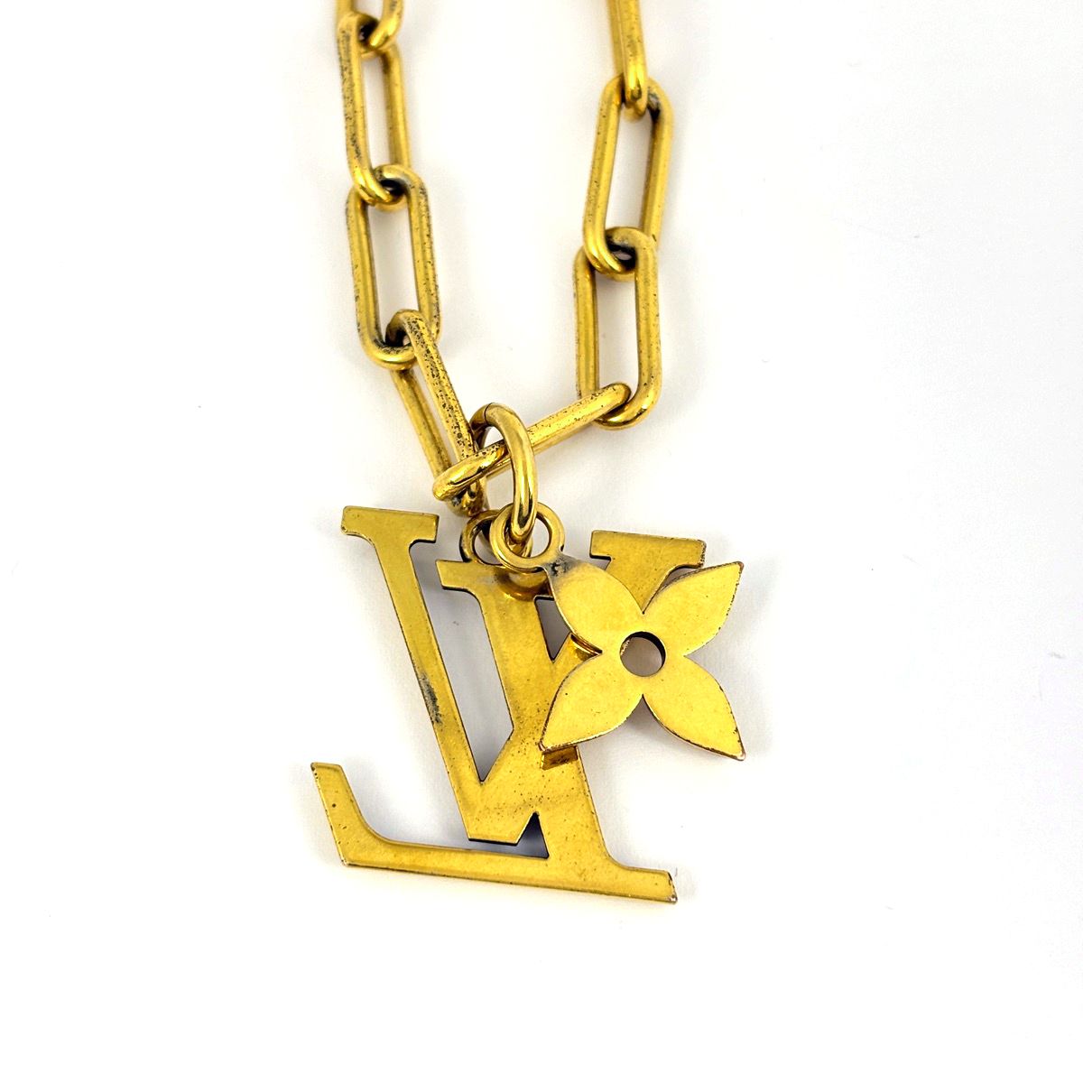 Louis Vuitton Collier LV Flower Necklace Gold Plated — view 2