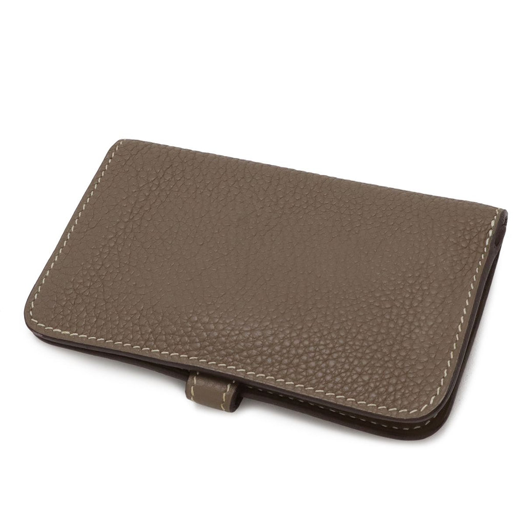 Hermes Dogon Key Case Coin Purse Card with Chain Taurillon Clemence Etoupe Gold — view 2