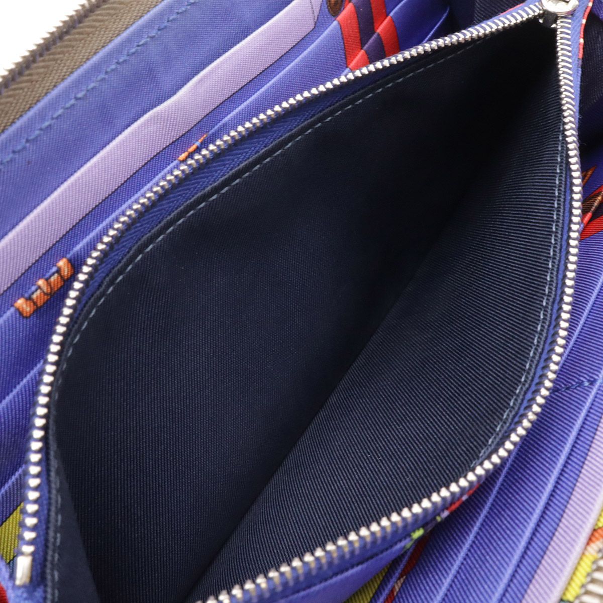 Hermes Azap Long Silk in Zip Around Wallet Veau Etoupe Grey Silver — view 6