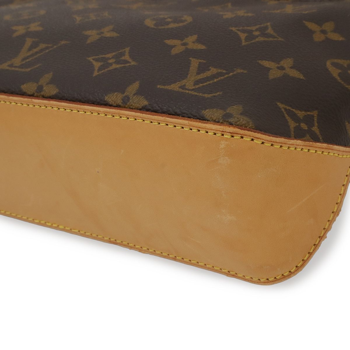 Louis Vuitton Monogram Trotteur Shoulder Bag Pochette — view 3