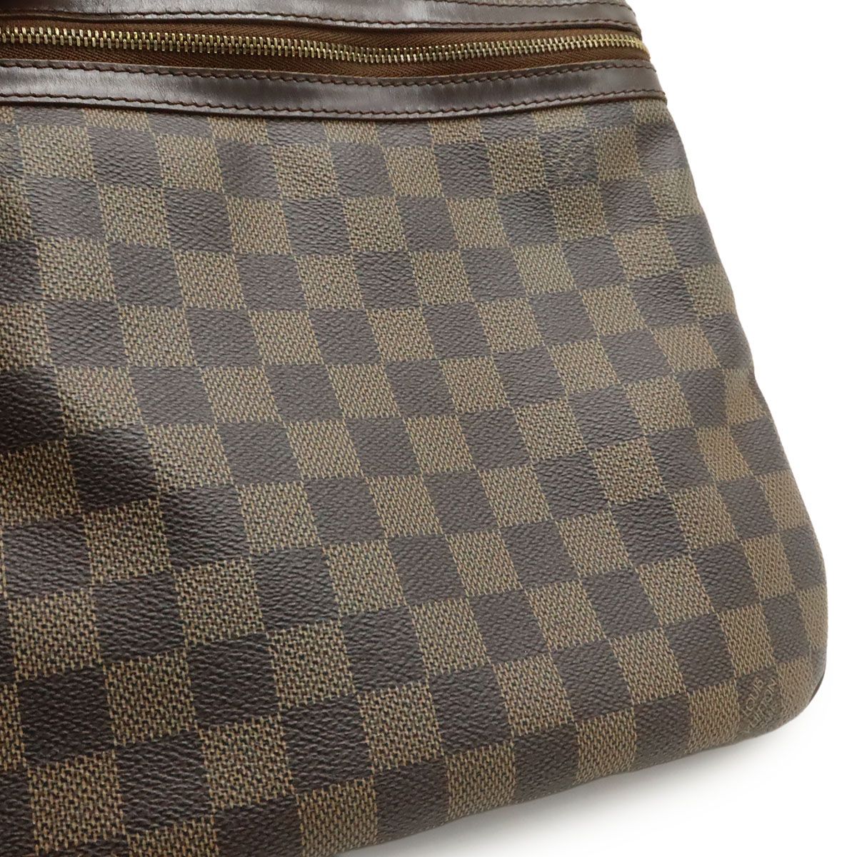 Louis Vuitton Damier Pochette Bosphore Shoulder Bag — view 9