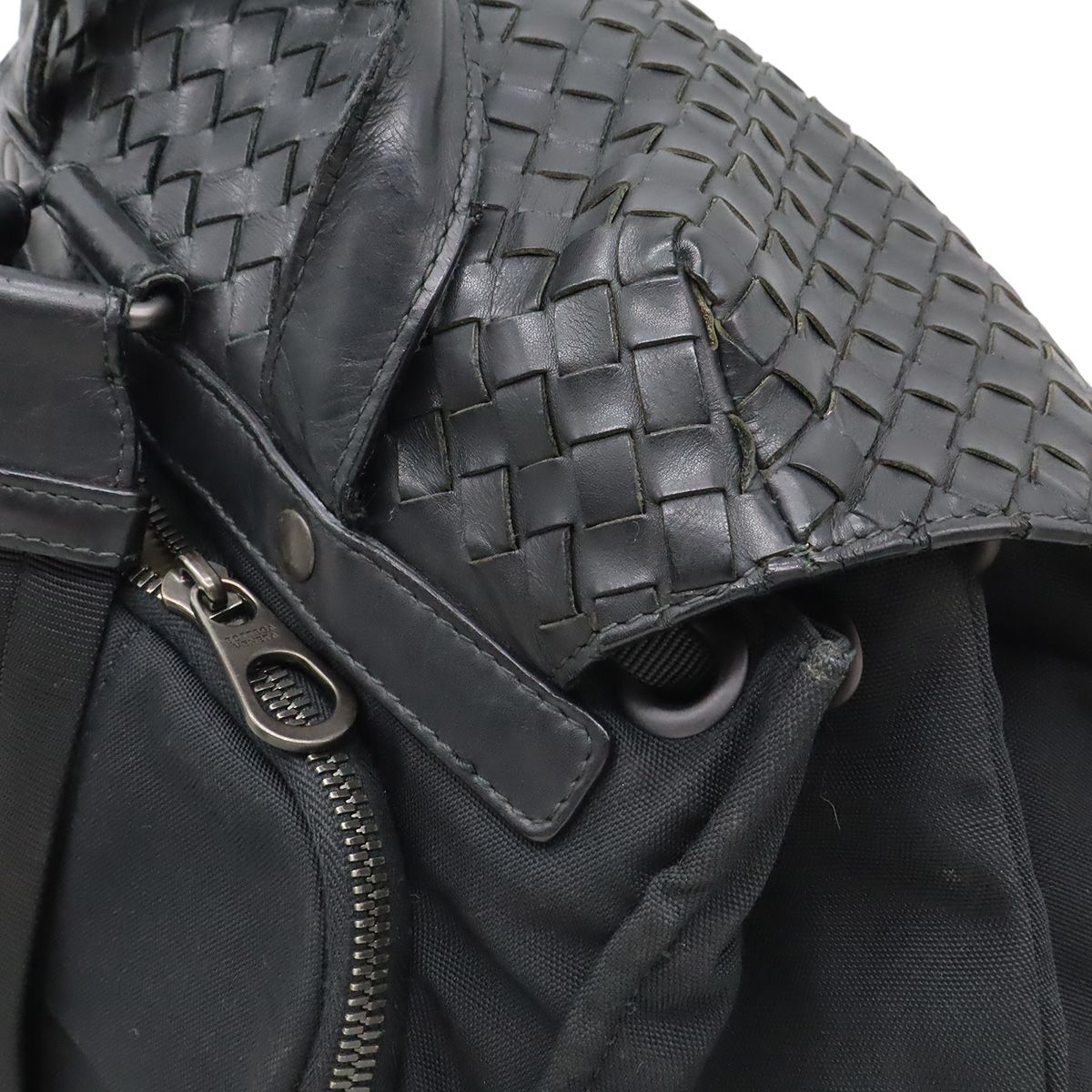 Bottega Veneta Intrecciato Backpack Nylon Leather Black — view 4