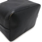 Louis Vuitton Epi Petit Noe Shoulder Bag Drawstring Noir Black — view 3