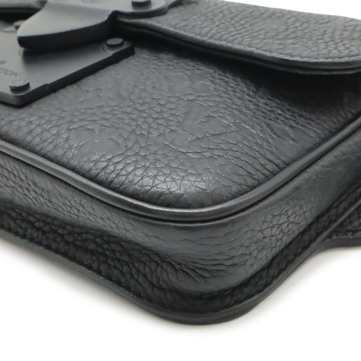Louis Vuitton Taurillon Monogram S Rocks Sling Bag Leather Noir Black — view 3