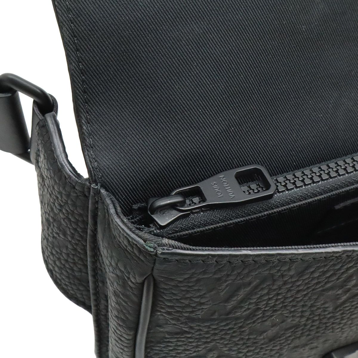 Louis Vuitton Taurillon Monogram S Rocks Sling Bag Leather Noir Black — view 8
