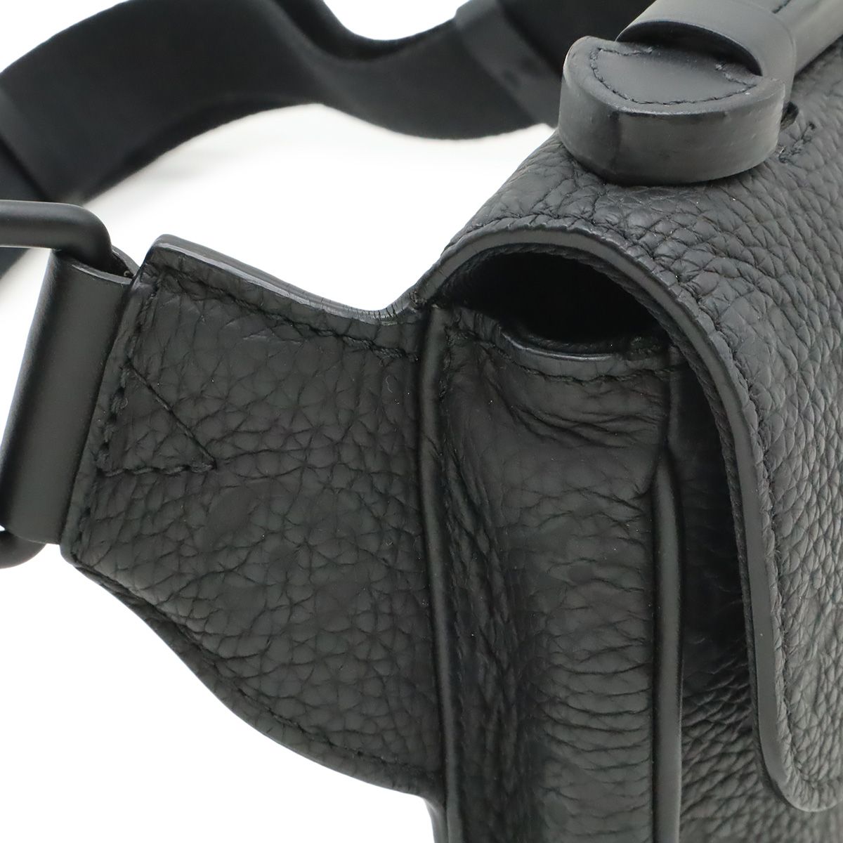 Louis Vuitton Taurillon Monogram S Rocks Sling Bag Leather Noir Black — view 4