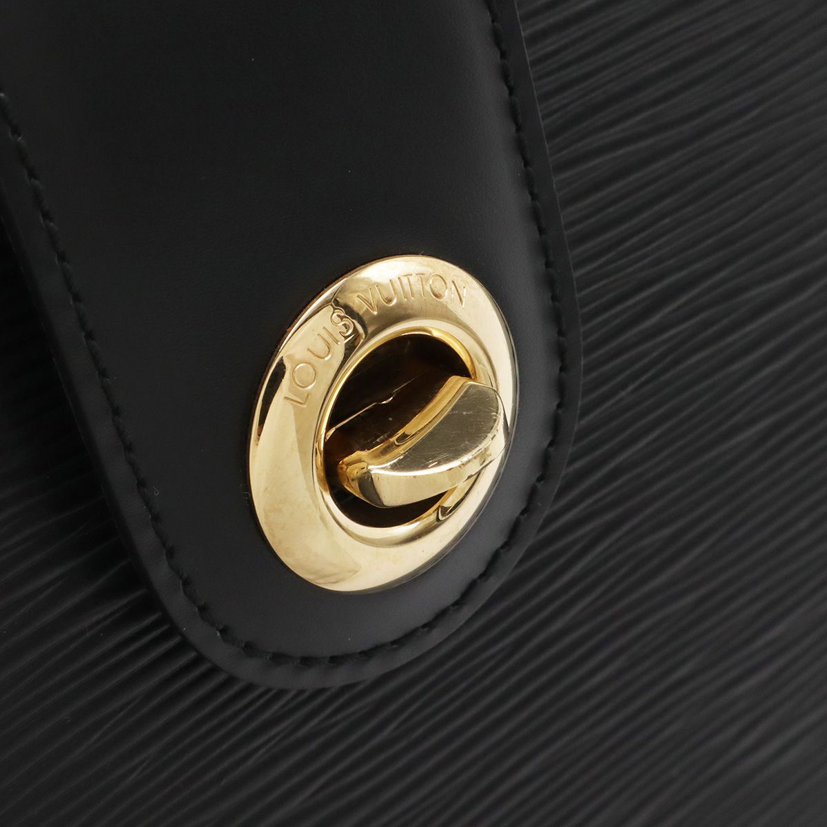 Louis Vuitton Epi Capuchin Shoulder Bag Crossbody Noir Black Gold — view 4