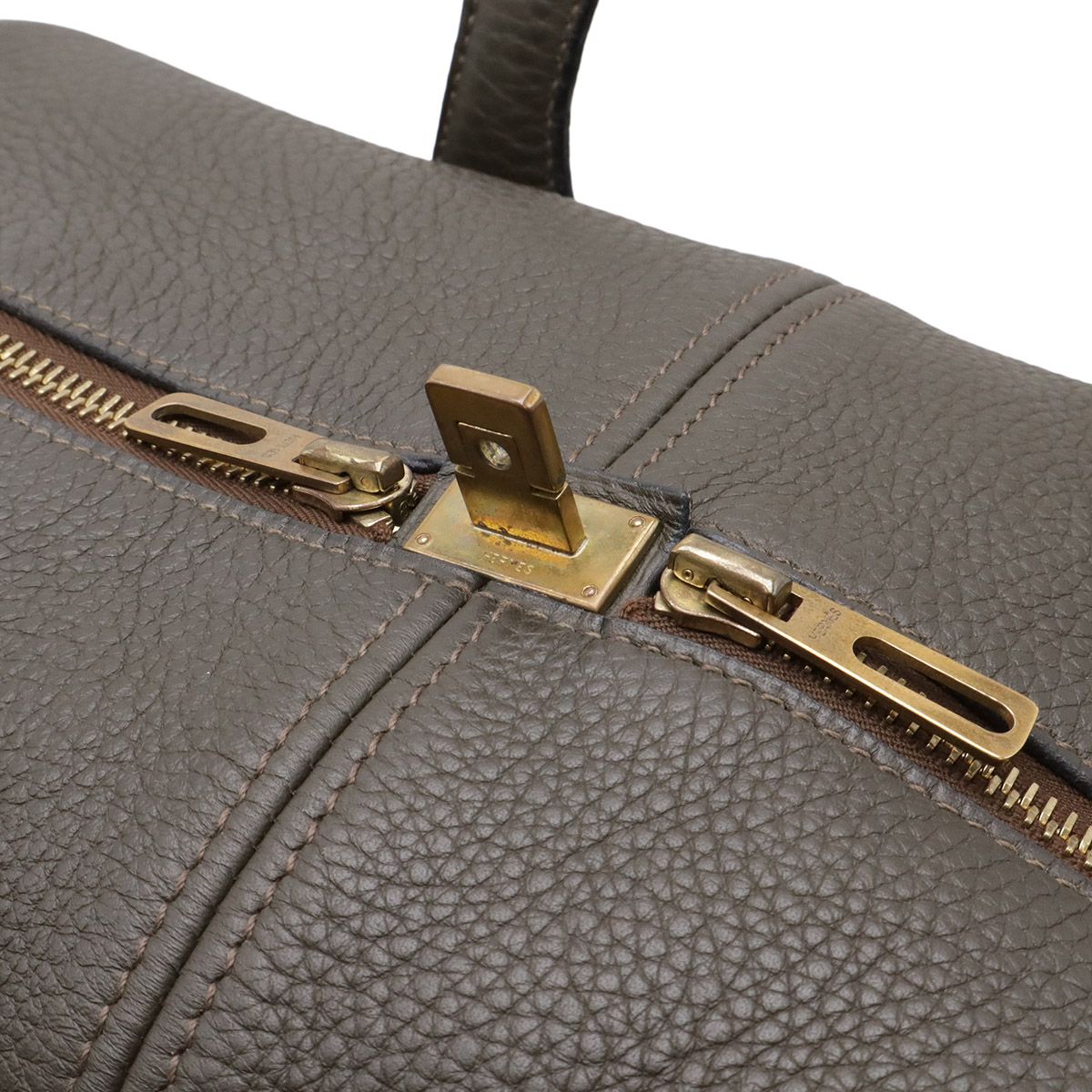 Hermes Victoria 43 Boston Bag Travel Purse Taurillon Clemence Leather Dark Olive — view 4