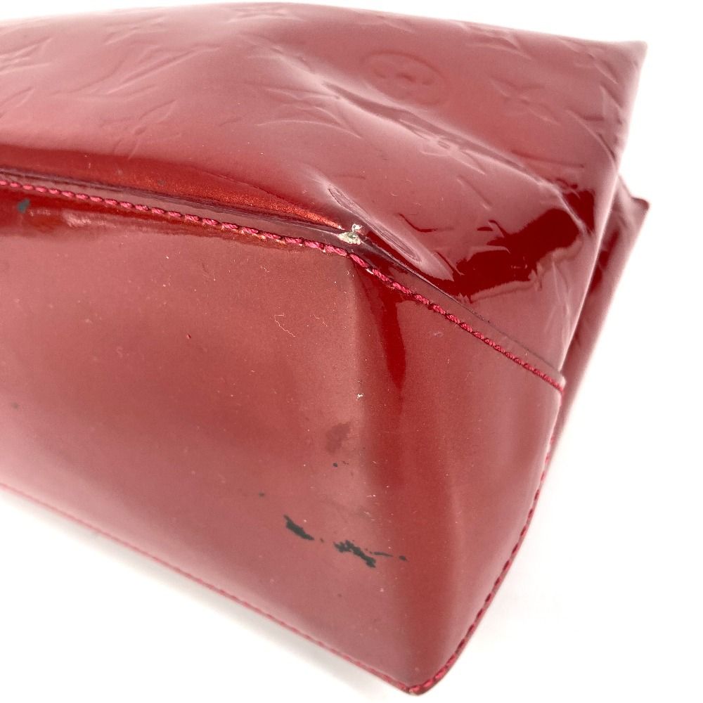 Louis Vuitton Tote Wilshire PM Monogram Vernis Canvas Pomme D'amour Red — view 6