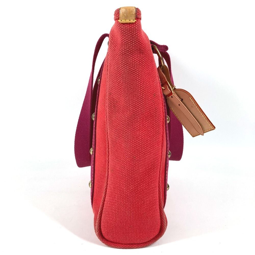 Louis Vuitton Tote Cabas MM Cotton Red — view 4