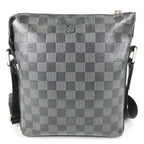 Louis Vuitton Shoulder Bag Discovery Messenger Damier Infini Leather Onyx Black — view 2