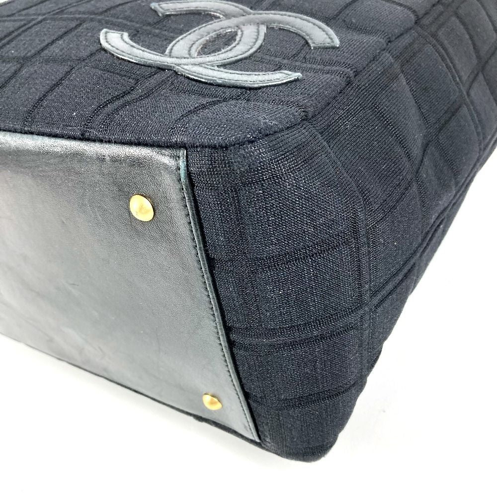 Chanel Shoulder Bag CC Logo Choco Bar Cotton Black — view 6