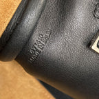 Loewe Amazona 2-Way Handbag Calf — view 7