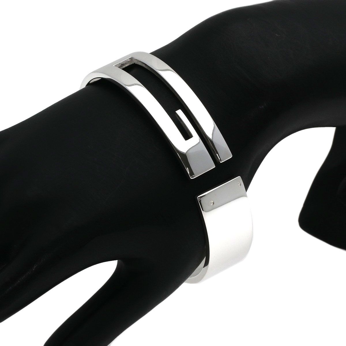 Gucci Cutout Glogo Bangle Bracelet — view 6