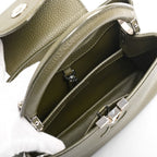 Louis Vuitton Handbag Capucines BB — view 4