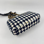 Chanel Shoulder Bag Tweed CC Logo Turnlock Gold — view 7