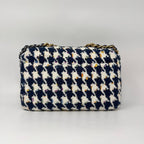 Chanel Shoulder Bag Tweed CC Logo Turnlock Gold — view 2