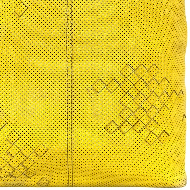 Bottega Veneta Tote Yellow Intrecciato — view 9