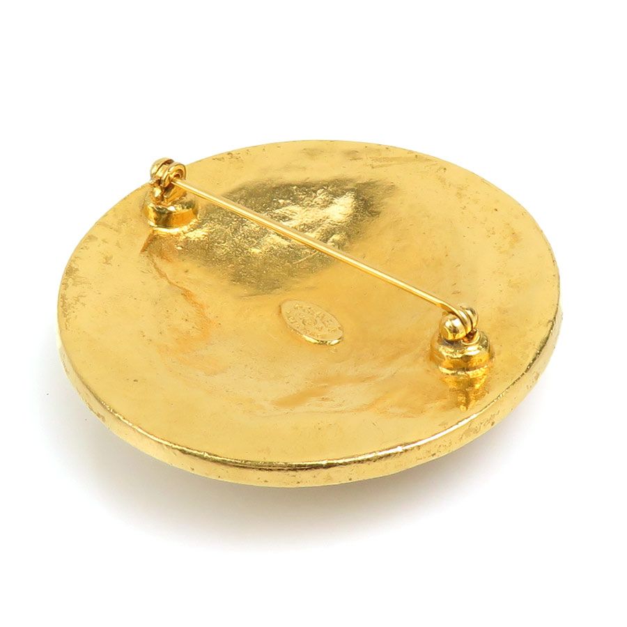 Chanel Brooch CC Logo — view 4