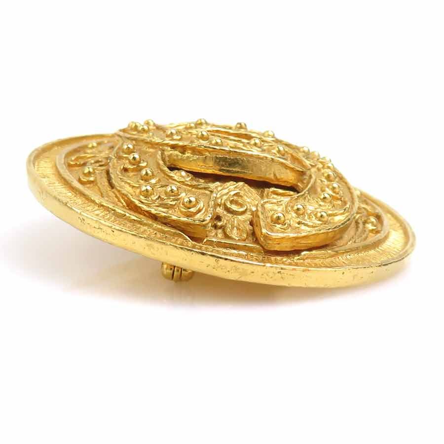 Chanel Brooch CC Logo — view 3