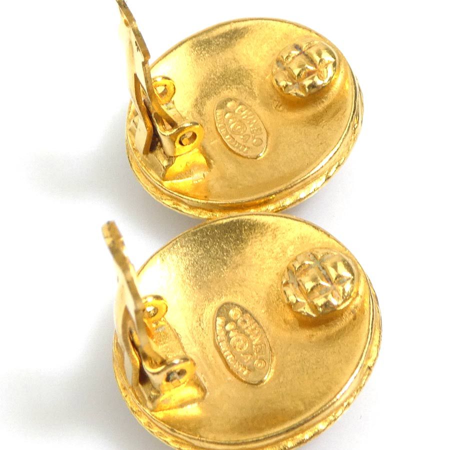 Chanel Earrings CC Logo — view 6