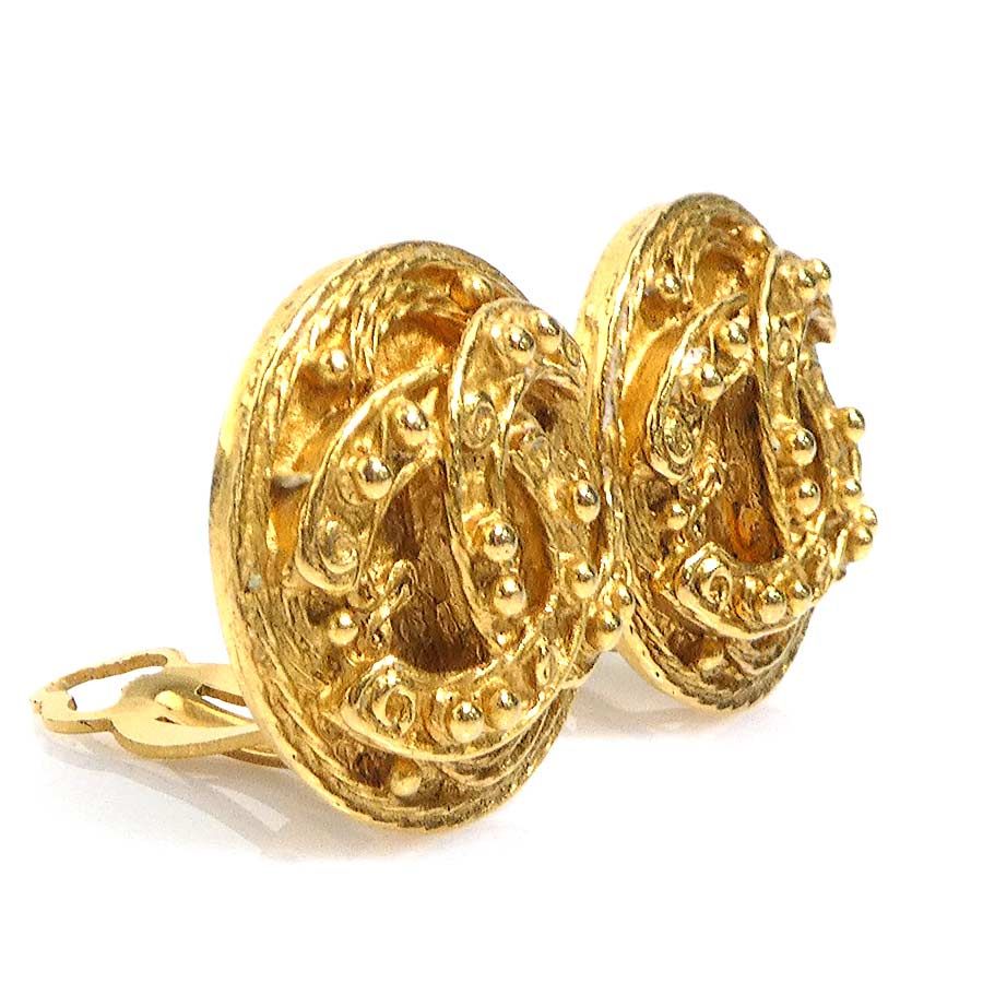 Chanel Earrings CC Logo — view 2