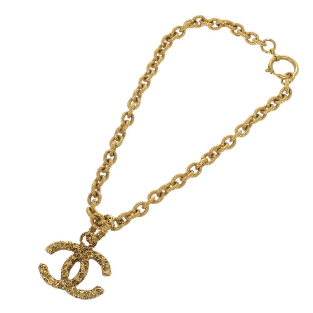 Chanel Lava CC Logo Metal Gold Necklace — view 4