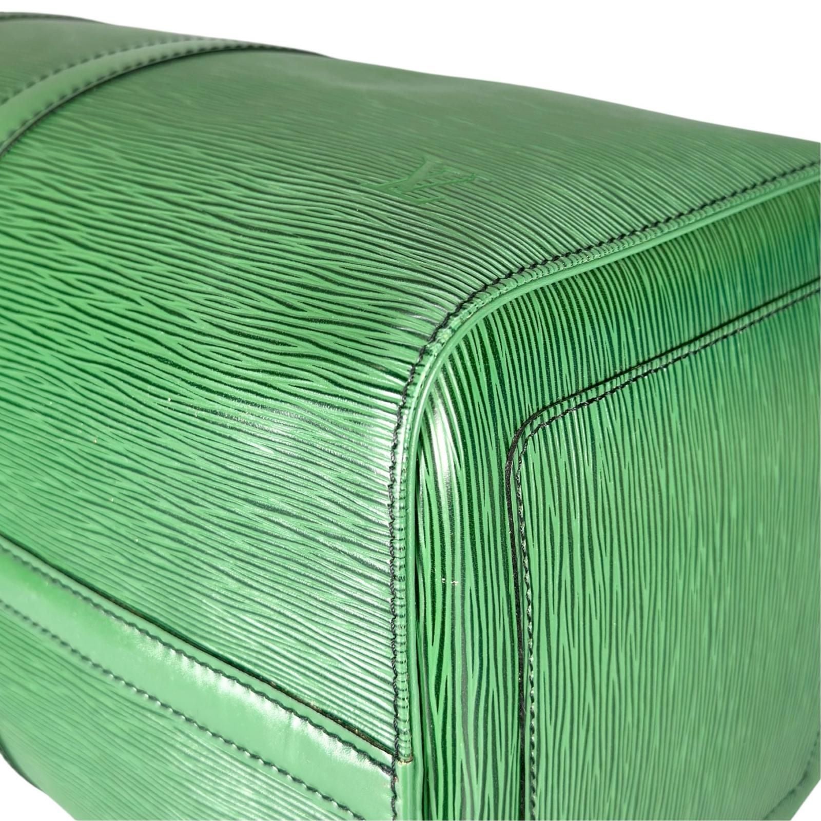 Louis Vuitton Keepall 45 Boston Bag Epi Leather Green — view 8