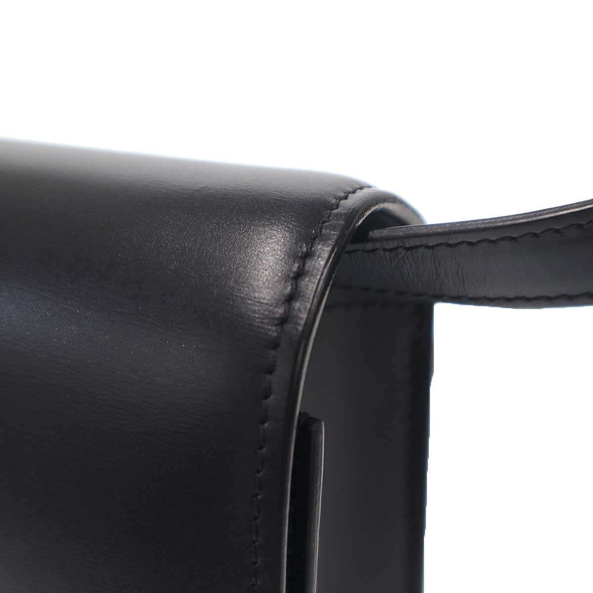Celine Classic Box Medium Box Leather Shoulder Bag Black — view 8