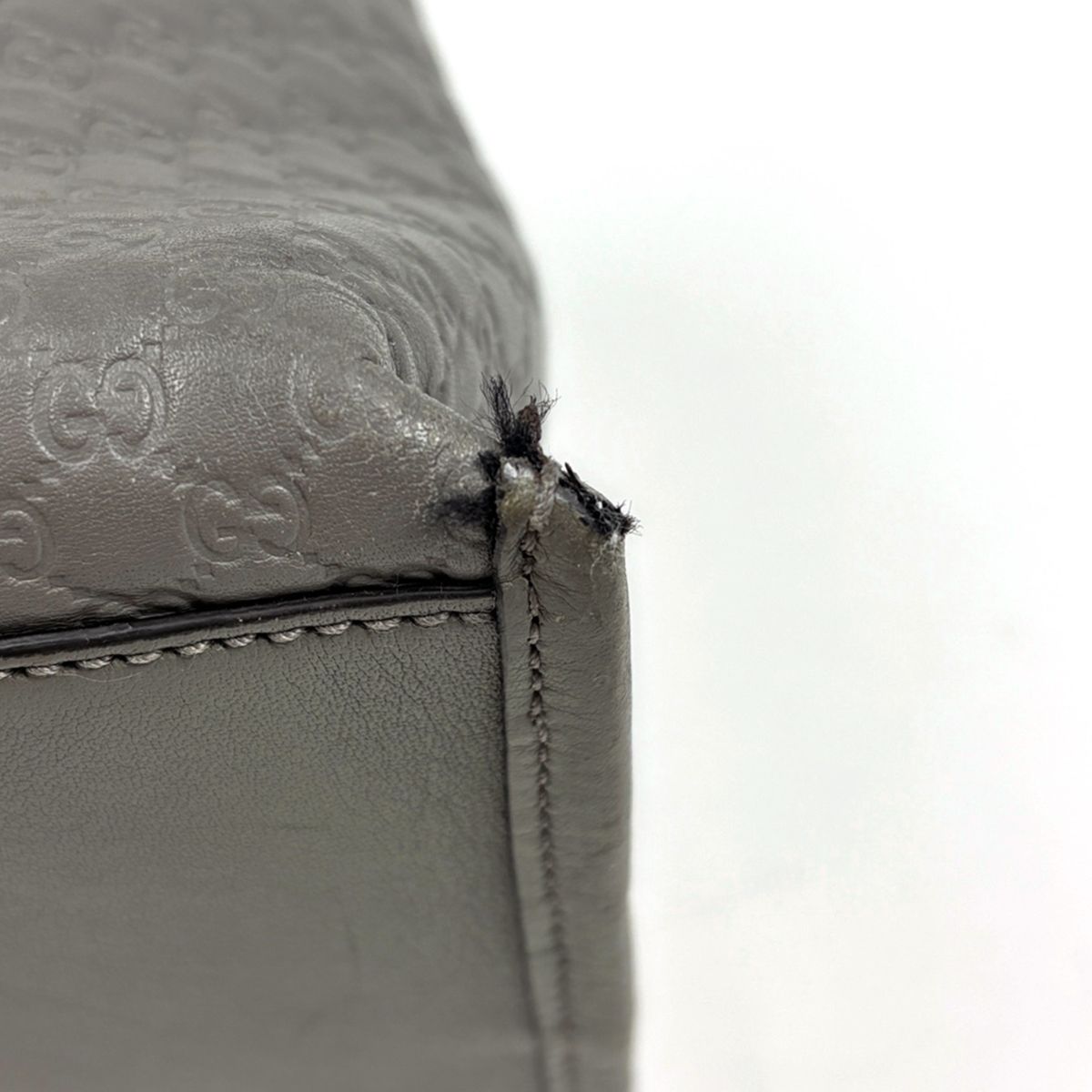 Gucci Micro Guccissima 2-Way Shoulder Bag Tote Leather Gray — view 3