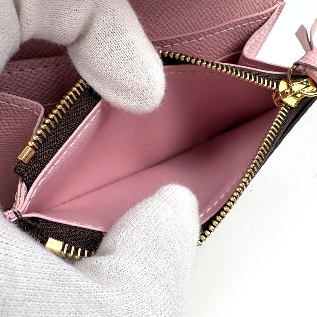 Louis Vuitton Porte-Monnaie Rosalie Coin Case Monogram Brown Rose Ballerine — view 5