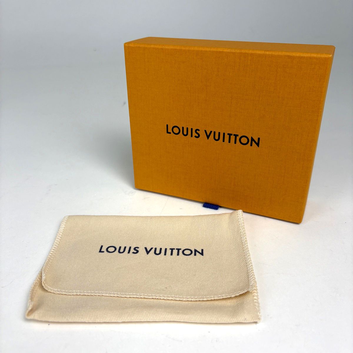 Louis Vuitton Porte-Monnaie Rosalie Coin Case Monogram Brown Rose Ballerine — view 7