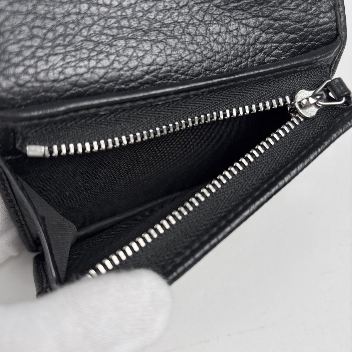 Gucci GG Marmont Mini Wallet Double Bifold Leather Black — view 4