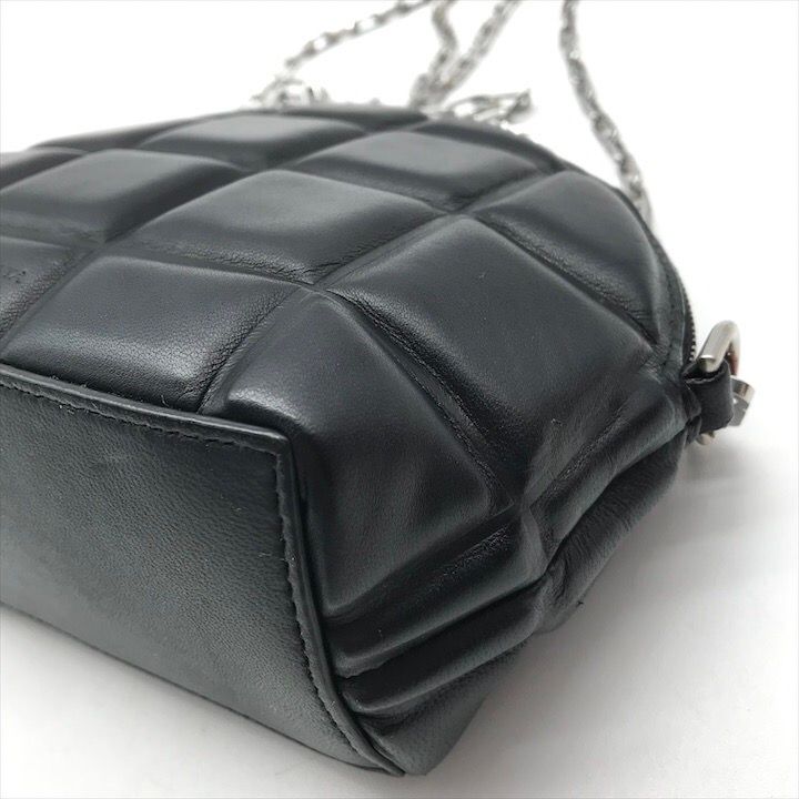Bottega Veneta Padded Half Moon Chain Shoulder Bag Black Leather — view 5
