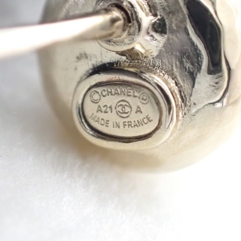 Chanel CC Logo Earrings 2-Way Faux Pearl Gold — view 9