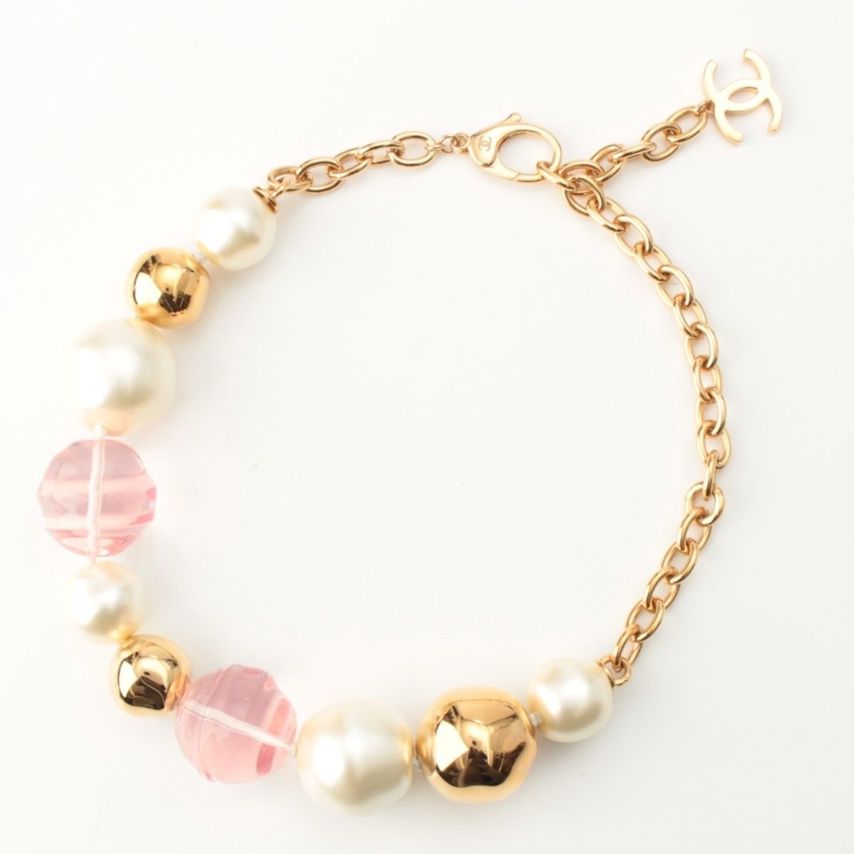 Chanel Collection Metal & Costume Pearl CC Logo Necklace Multicolor — view 2