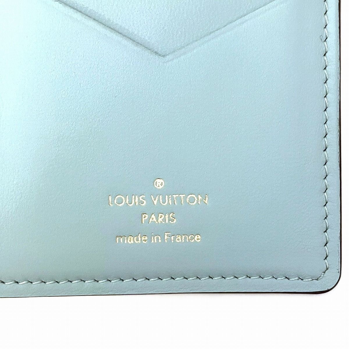 Louis Vuitton Vertical Wallet Taurillon Leather — view 4