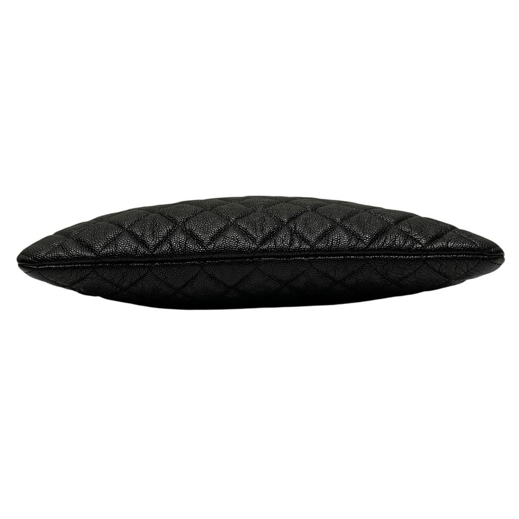 Chanel Clutch Caviar Leather — view 3