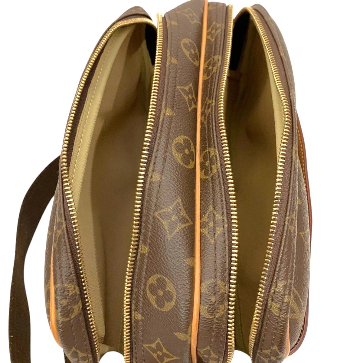 Louis Vuitton Reporter PM Monogram Shoulder Bag Canvas — view 6