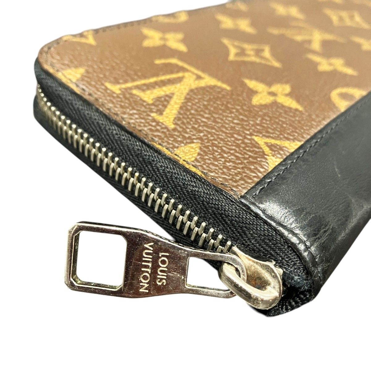 Louis Vuitton Zippy Wallet Vertical Monogram Macassar — view 8