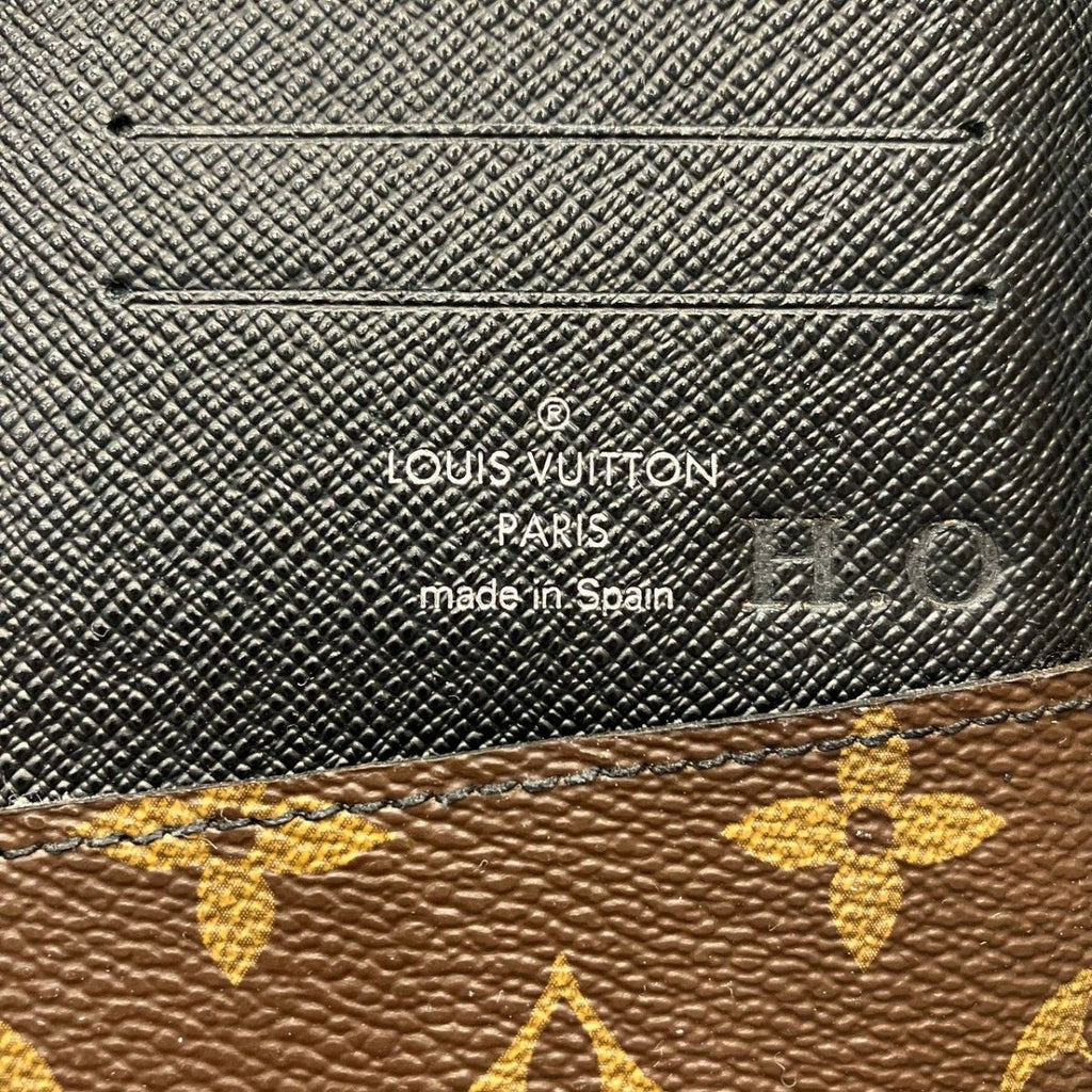 Louis Vuitton Zippy Wallet Vertical Monogram Macassar — view 4
