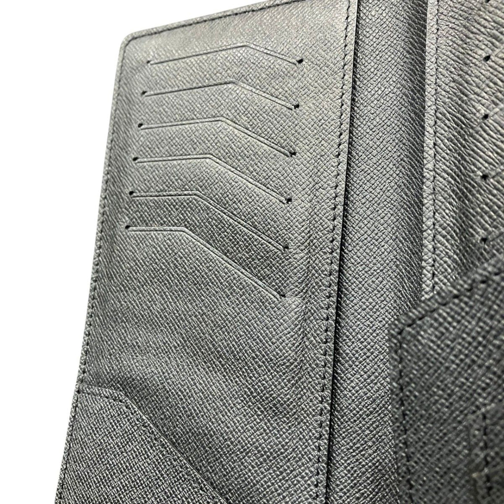Louis Vuitton Portefeuille Long Taiga Billfold Leather Wallet — view 8
