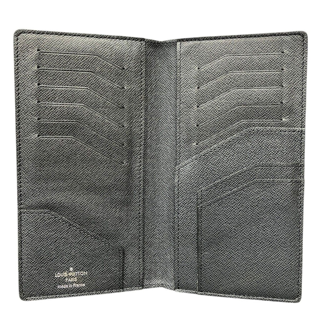 Louis Vuitton Portefeuille Long Taiga Billfold Leather Wallet — view 3