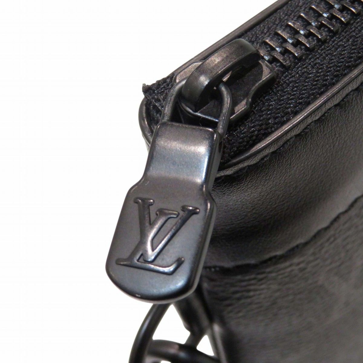 Louis Vuitton Monogram Eclipse Clutch Canvas — view 7