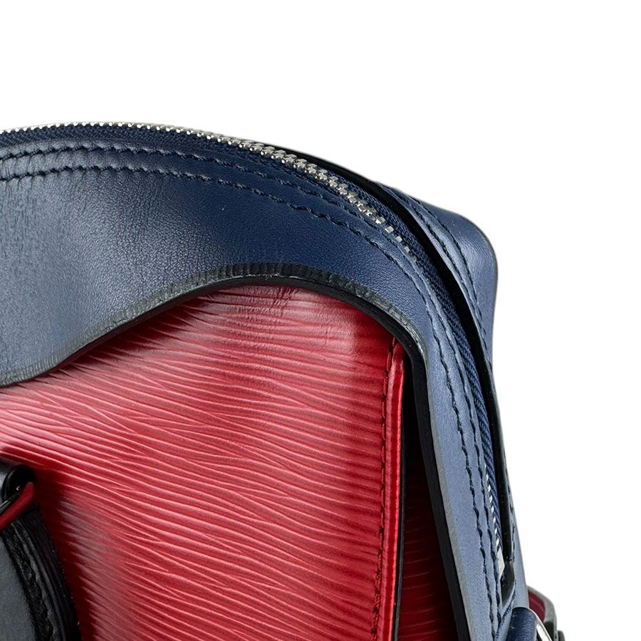 Louis Vuitton Shoulder Bag Tuilet — view 5