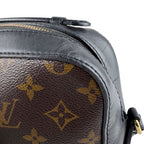 Louis Vuitton Shoulder Bag Saintonge — view 5