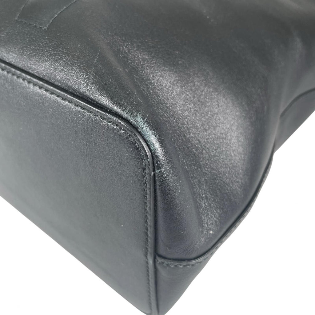 Gucci GG Embossed Tote Bag Leather Black — view 8